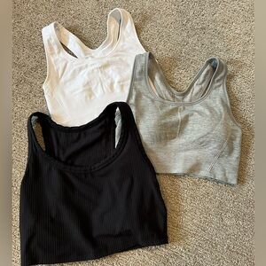 Set of 3 workout cropped tank tops